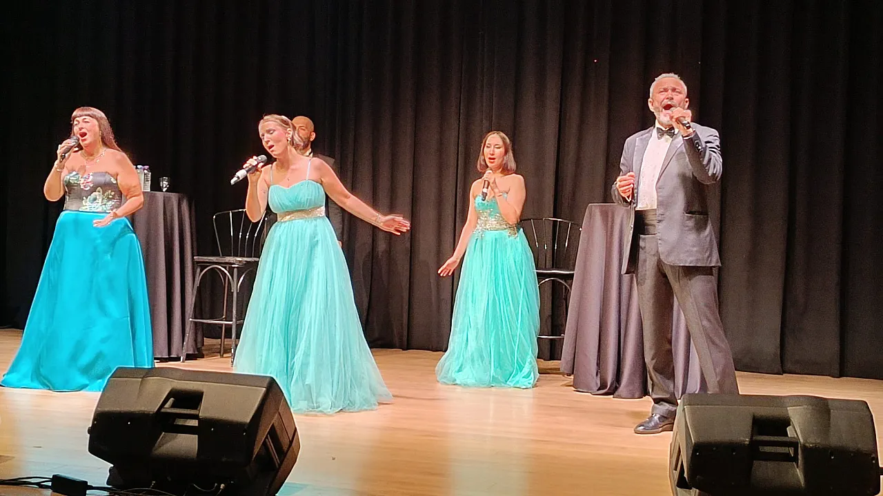 Fethiye'de sanat dolu gece: 'Harika Seslerle Opera Şaheserleri' izleyiciyle buluştu